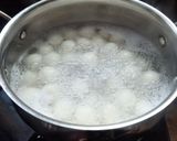 A picture of step 4 of Paal kolukattai.