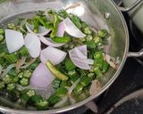 A picture of step 5 of Okra-Onion Fry.