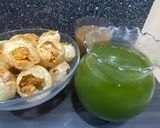 A picture of step 2 of Panipuri.