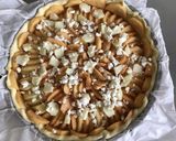 Une image de l'étape 3 de Tarte aux pommes chèvre miel et feta.