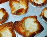 A picture of step 3 of Creamy corn in bread baskets.