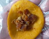Foto langkah ke 5 dari resep Bola-bola Ubi Goreng.