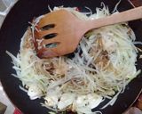 รูปขั้นตอนการทำที่ 2 ของ มะละกอผัดพริกอกไก่