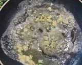 A picture of step 2 of Creamy Salmon, Mushroom, and Leek.