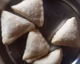 A picture of step 3 of Cheese Corn Samosa.