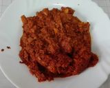 Foto del paso 2 de la receta: Empanada de hojaldre rellena de atún y tomate