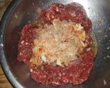 Foto del paso 1 de la receta: Bombas de carne con puré