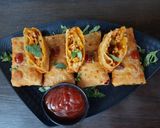વેજ‌ સ્પ્રિંગ રોલ (Veg Spring Roll Recipe in Gujarati) રેસીપી સ્ટેપ8ફોટો