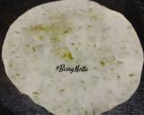 A picture of step 7 of Harabhara Stuffed Patatha.