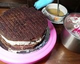Foto langkah ke 9 dari resep Classic Black Forest.