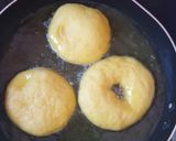 Foto langkah ke 5 dari resep Donat labu kuning.