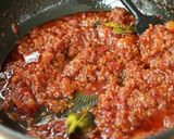 Foto langkah ke 5 dari resep Sambal Goreng Tomat Devina Hermawan.