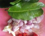 Foto langkah ke 1 dari resep Tuna krispi cabe garam Simple.