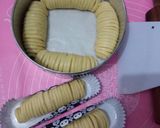 Foto langkah ke 5 dari resep Wool Roll Bread - Eggless, 1x Proofing.