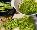 A picture of step 1 of Sweet and Sour Pickled Water Spinach.