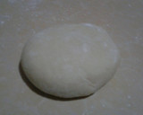 A picture of step 4 of Soft layerd chapati.