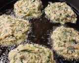 Fetás cukkini tócsni tzazikivel recept fázis 6 fotója