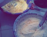 A picture of step 1 of Vanilla cup cakes.