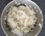 A picture of step 1 of Pineapple fried rice.