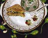 Cream of Mushroom Soup With Spinach-Methi Egg Sandwich recipe step 11 photo