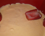 Foto del paso 3 de la receta: Torta helada !!!🍨🍨🍓🍓