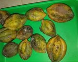 Foto langkah ke 1 dari resep Manisan carica segar tanpa bahan pengawet.