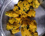 ઘઉંના મેથી વાળા થેપલા (Wheat Methi Thepla Recipe in Gujarati) રેસીપી સ્ટેપ2ફોટો