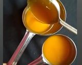 A picture of step 4 of Mango panna cotta.