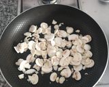 Foto del paso 5 de la receta: Arroz con carne picada y champiñones (y mas)