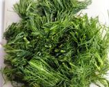 Foto langkah ke 2 dari resep Orak Arik Telur dan Daun Adas.