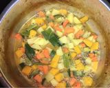 A picture of step 1 of Potato beef cream veggie.