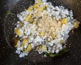 साबूदाना की फलाहारी खिचड़ी(SABUDANA KI FALAHARI KHICHDI RECIPE IN HINDI) रेसिपी चरण 5 फोटो