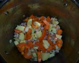 Fakes Soupa (Lentil Soup) recipe step 2 photo