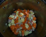 A picture of step 2 of Fakes Soupa (Lentil Soup).