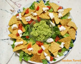 Foto del paso 2 de la receta: Ensalada con nachos y guacamole