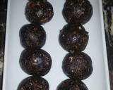 Dates chocolate bolls recipe step 4 photo