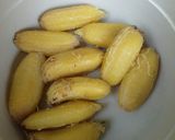 Foto langkah ke 1 dari resep Bola-bola Pisang Coklat Lumer.