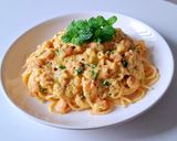 Hình bước làm 4 của món MÌ spaghetti sốt tôm-rau củ
