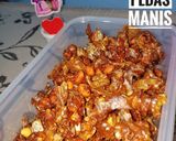 Foto langkah ke 3 dari resep Ikan Asin Garing Pedas Manis.