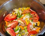 A picture of step 2 of Primavera pasta.