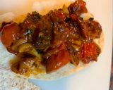 Foto del paso 1 de la receta: Qué hacer con tomatitos que se te olvidaron en la heladera?