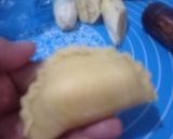 Foto langkah ke 6 dari resep Karipap Isi Pisang Coklat/Keju.