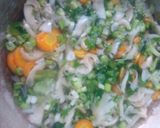 Foto langkah ke 6 dari resep Sop jamur tiram.