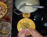 Foto del paso 5 de la receta: Contra Muslos de pollo guisados con la aceitunas