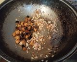 Foto langkah ke 6 dari resep Tumis Cambah Ikan Asin.