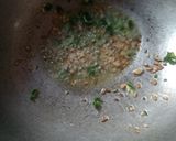 A picture of step 4 of Lahsuniya Dal Palak.