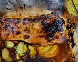 Foto del paso 4 de la receta: Tira de churrasco de cerdo a la miel con calabacín