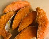 দই দিয়ে স্পাইসি স্যামন কারি (Doi diye Spicy Salmon Curry recipe in Bengali) রেসিপির ধাপ 1 ছবি