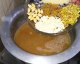 A picture of step 5 of Mughalai halwa.