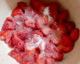 عکس مرحله 2 از دستور مربای توت فرنگی 😋😍 Strawberry marmalade